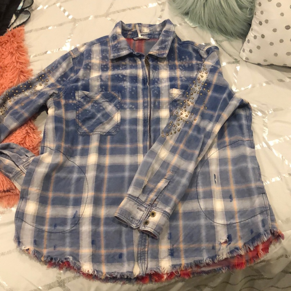 Women’s Free People Size M (light jacket material)